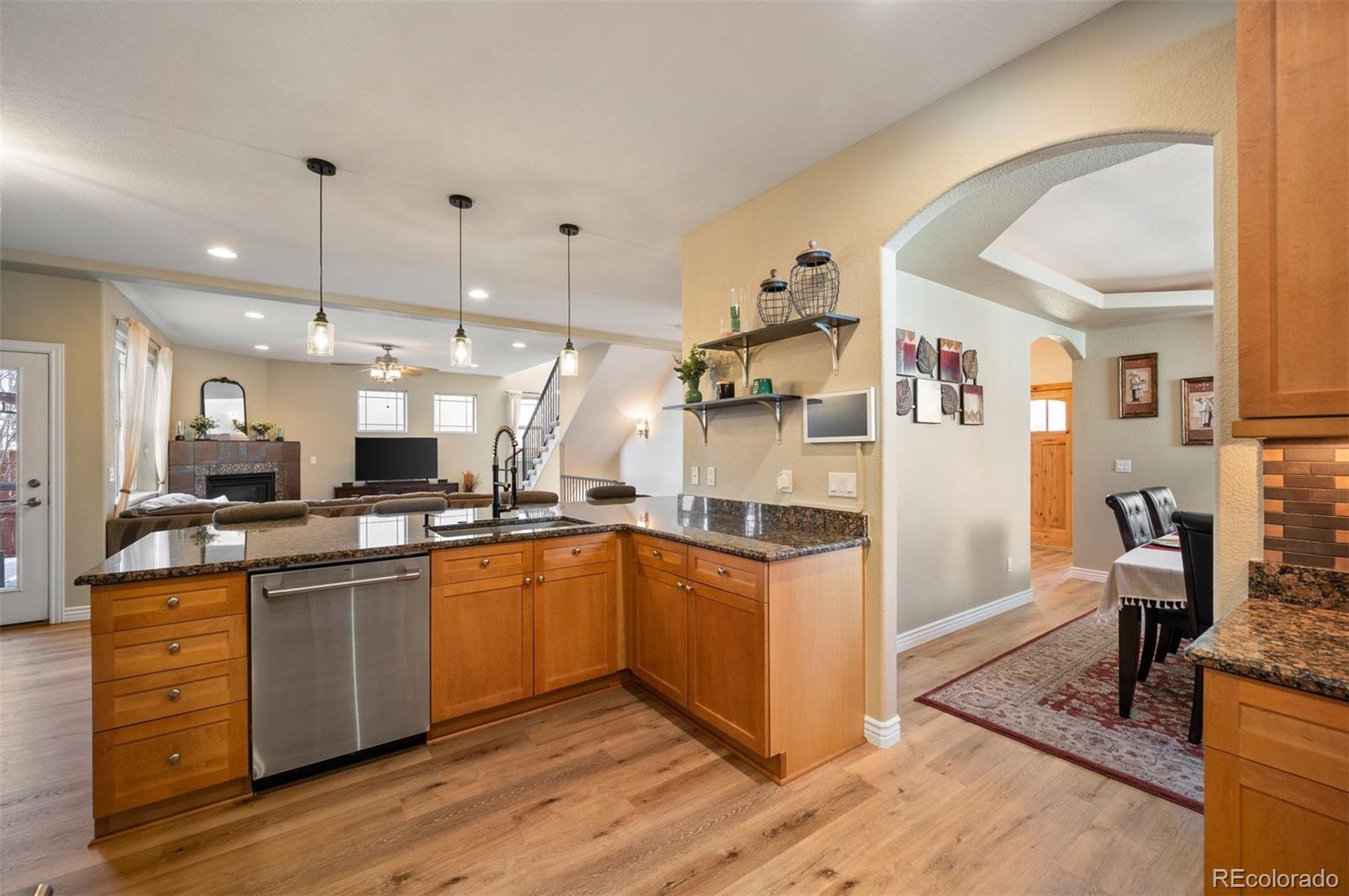 MLS Image #12 for 1720 s gilpin street,denver, Colorado
