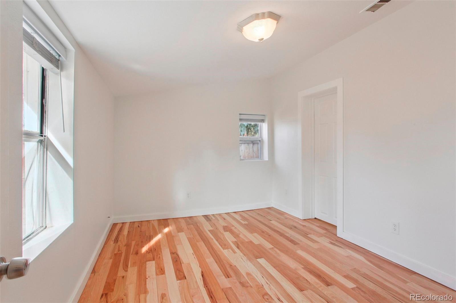 MLS Image #19 for 1661  valentia street,denver, Colorado