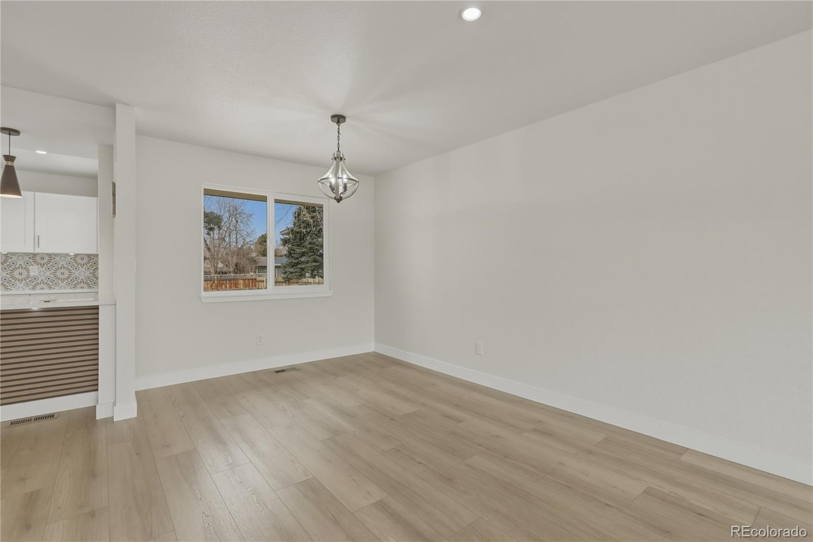 MLS Image #10 for 1351 s peoria court,aurora, Colorado
