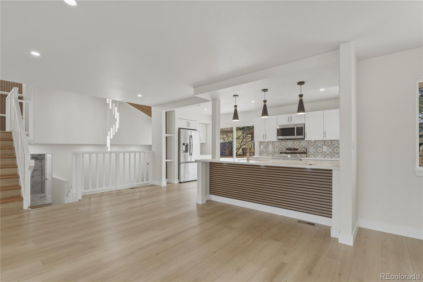 MLS Image #11 for 1351 s peoria court,aurora, Colorado