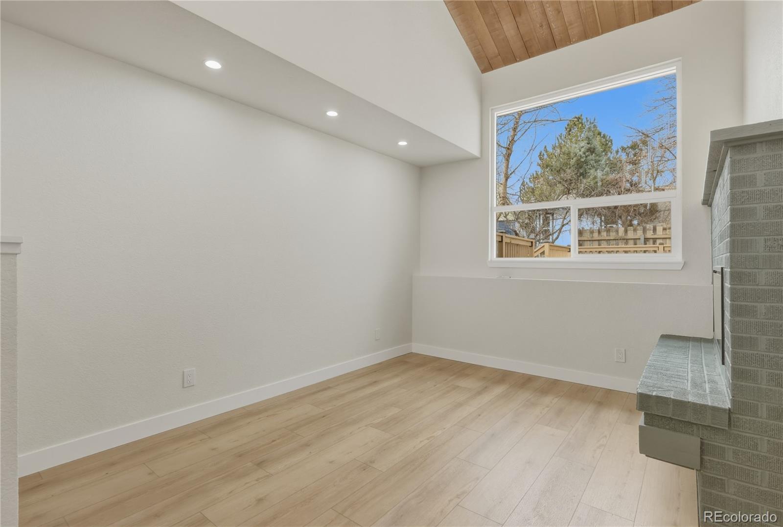 MLS Image #17 for 1351 s peoria court,aurora, Colorado
