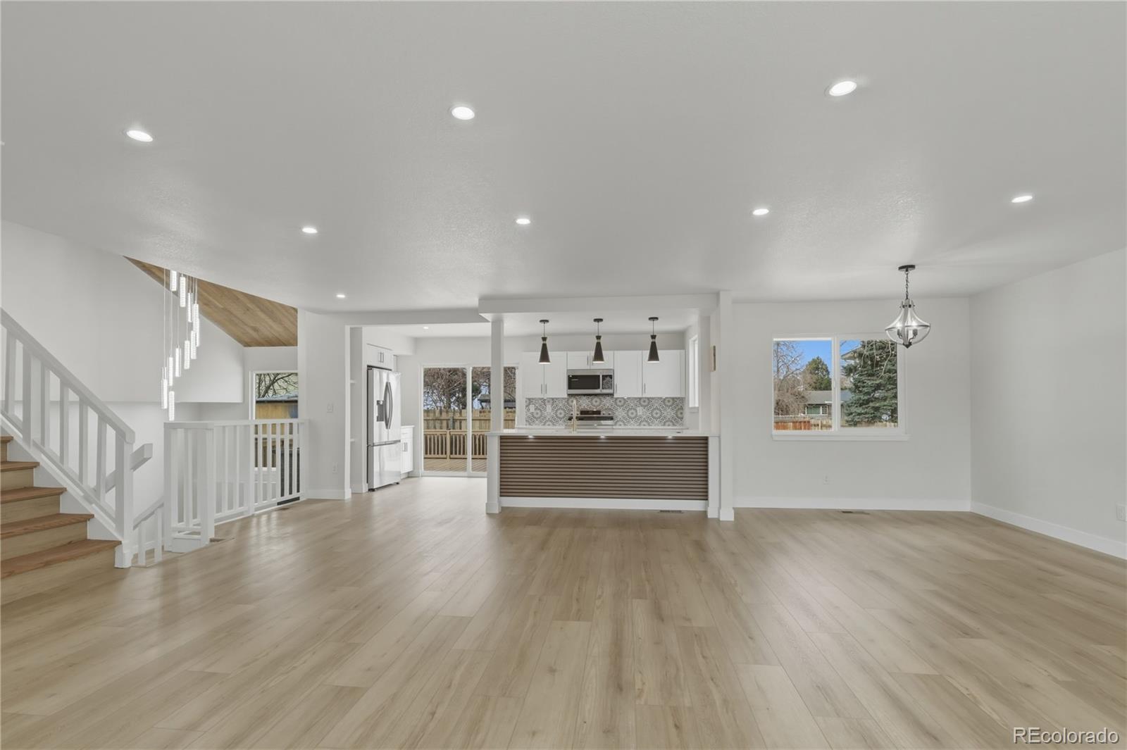 MLS Image #5 for 1351 s peoria court,aurora, Colorado