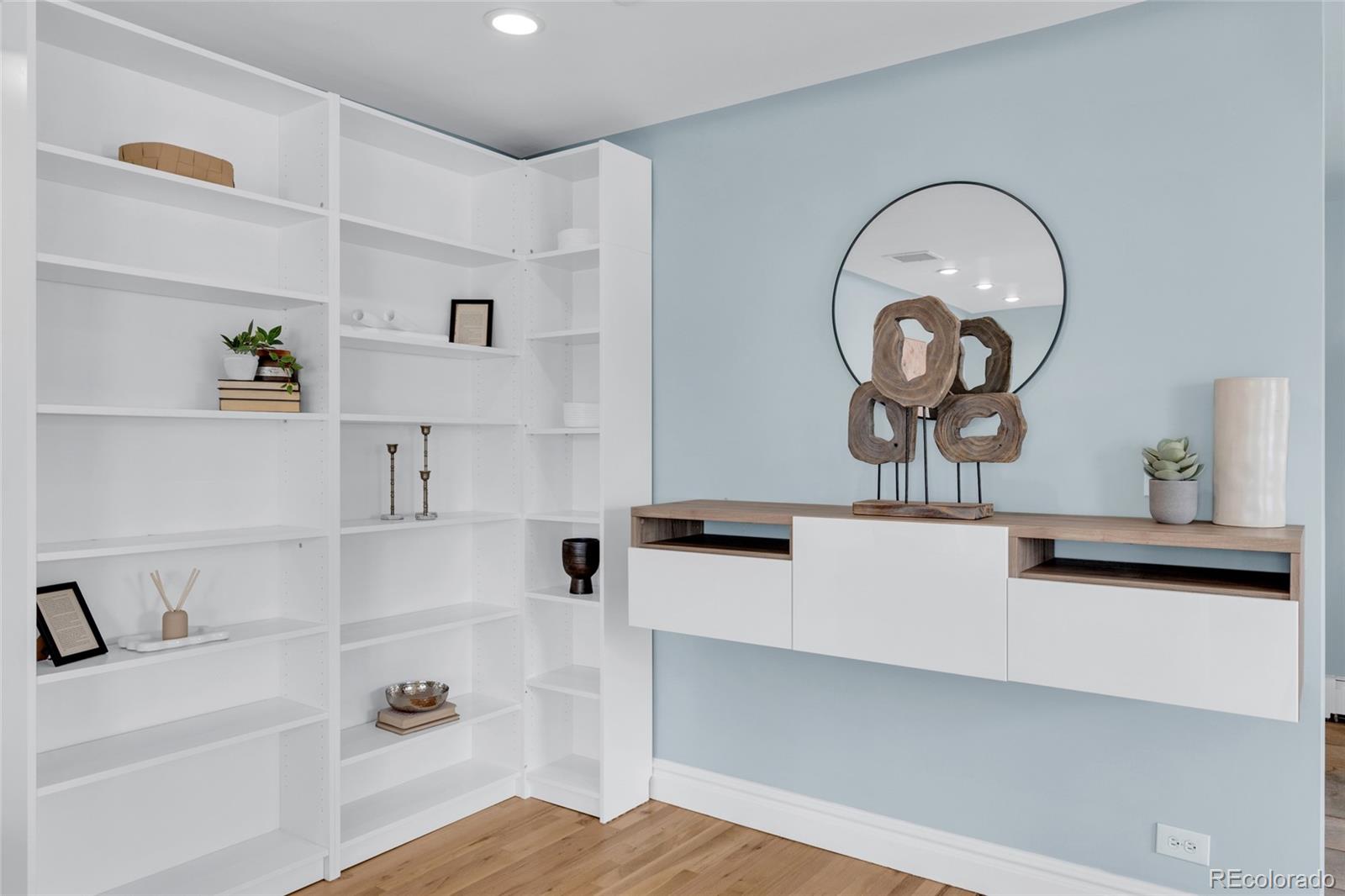 MLS Image #10 for 3928 s pearl street,englewood, Colorado