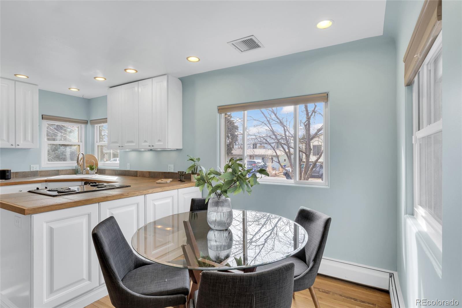 MLS Image #11 for 3928 s pearl street,englewood, Colorado