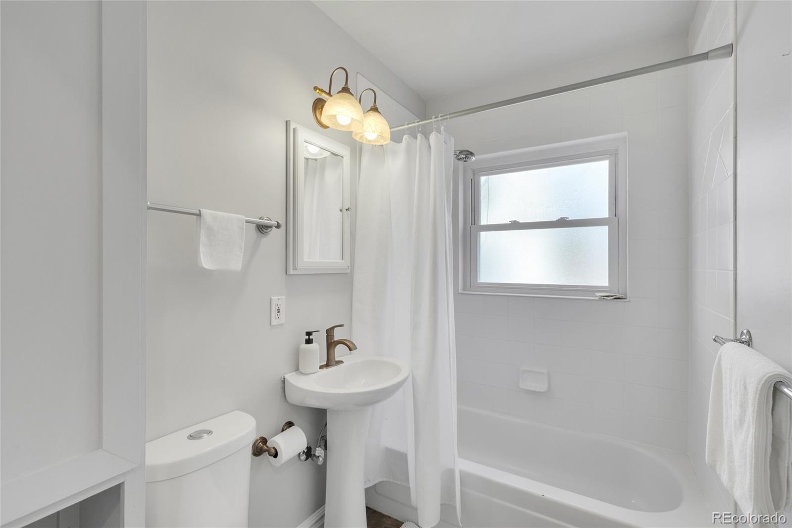 MLS Image #23 for 3928 s pearl street,englewood, Colorado