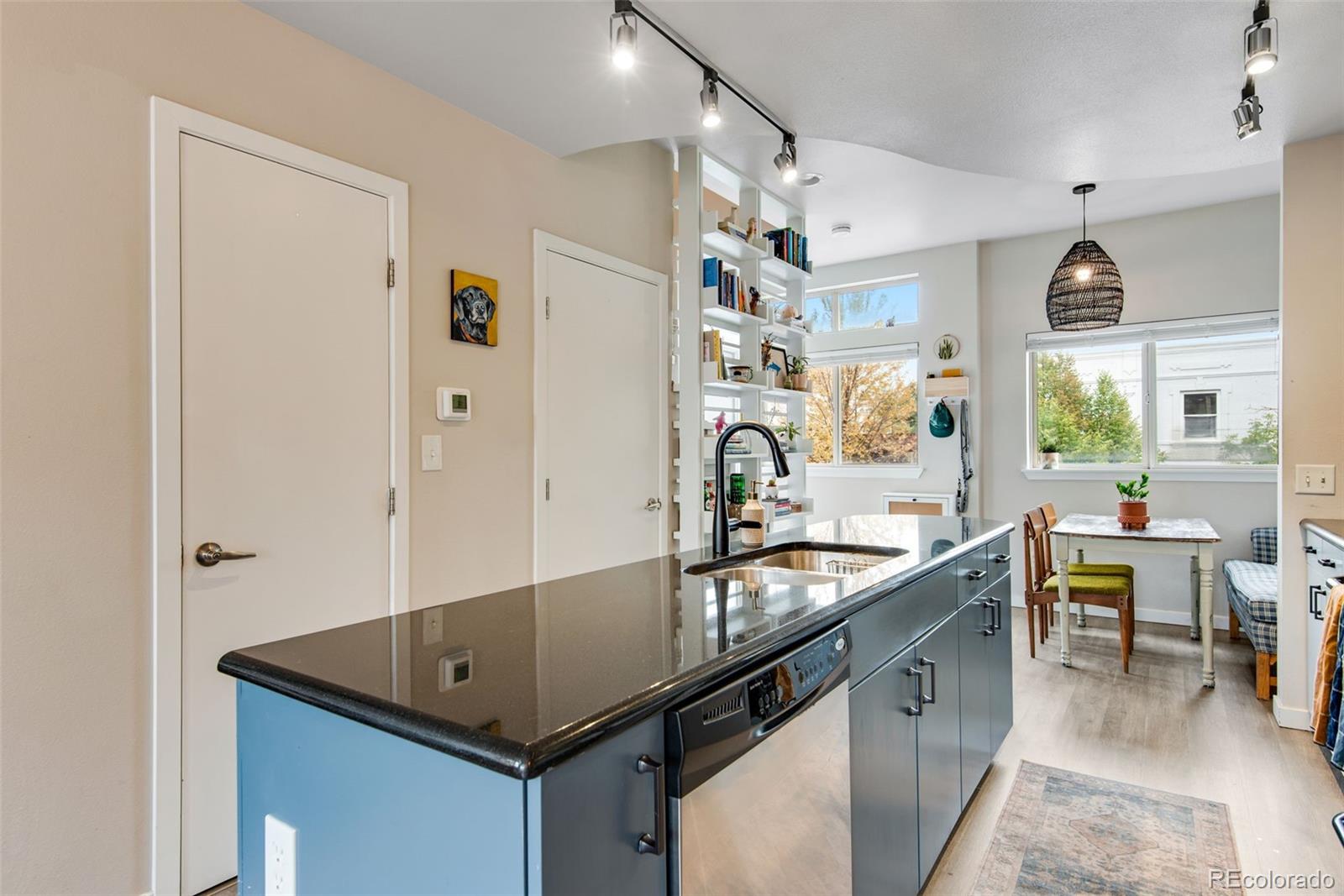 MLS Image #7 for 500  30th street,denver, Colorado