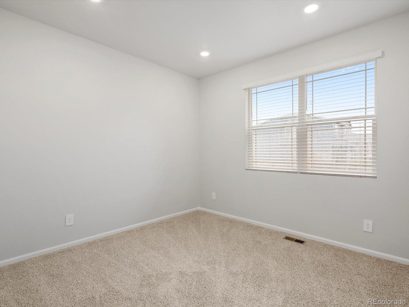 MLS Image #16 for 17598 e 90th place,commerce city, Colorado