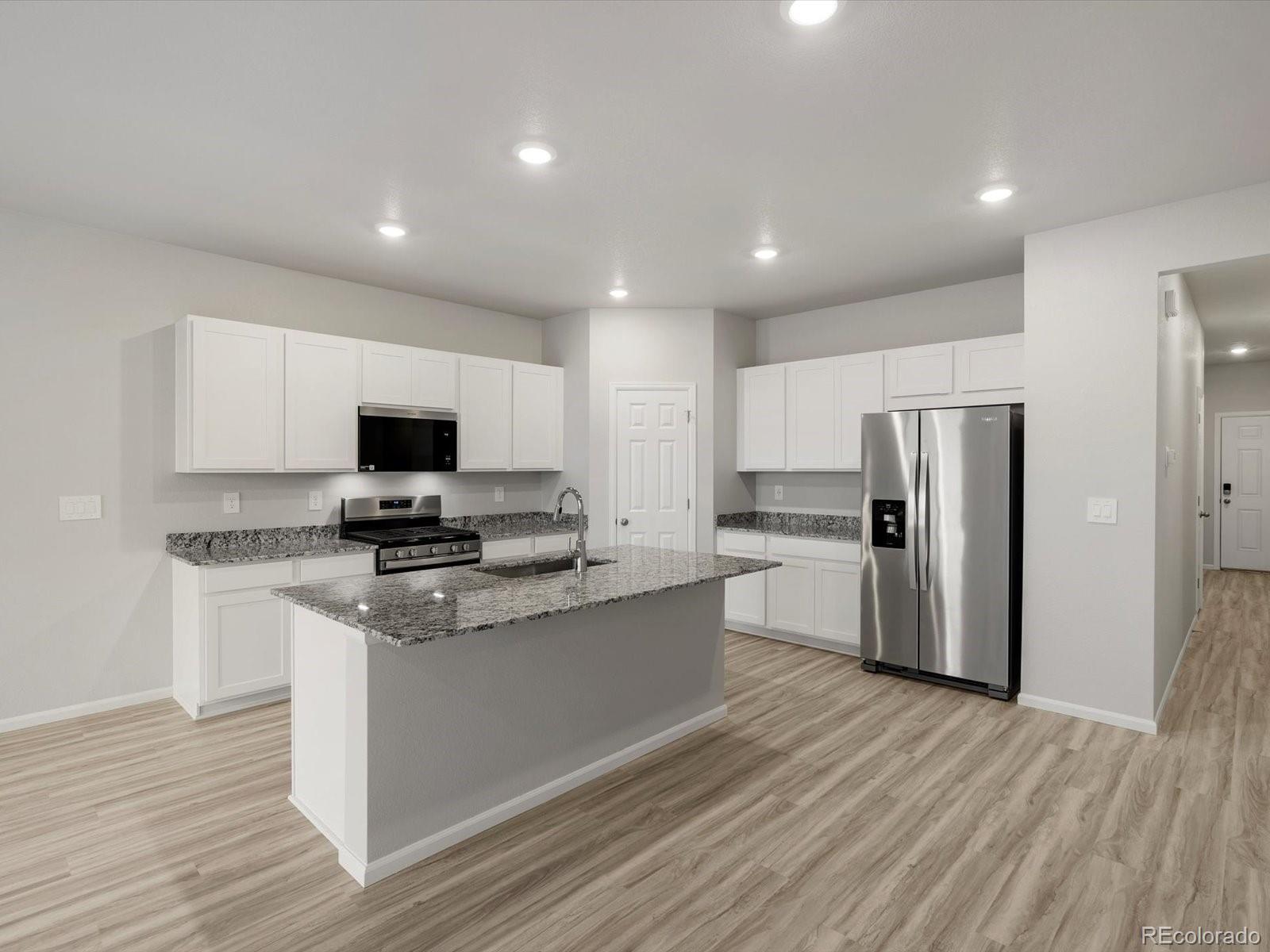 MLS Image #3 for 17598 e 90th place,commerce city, Colorado