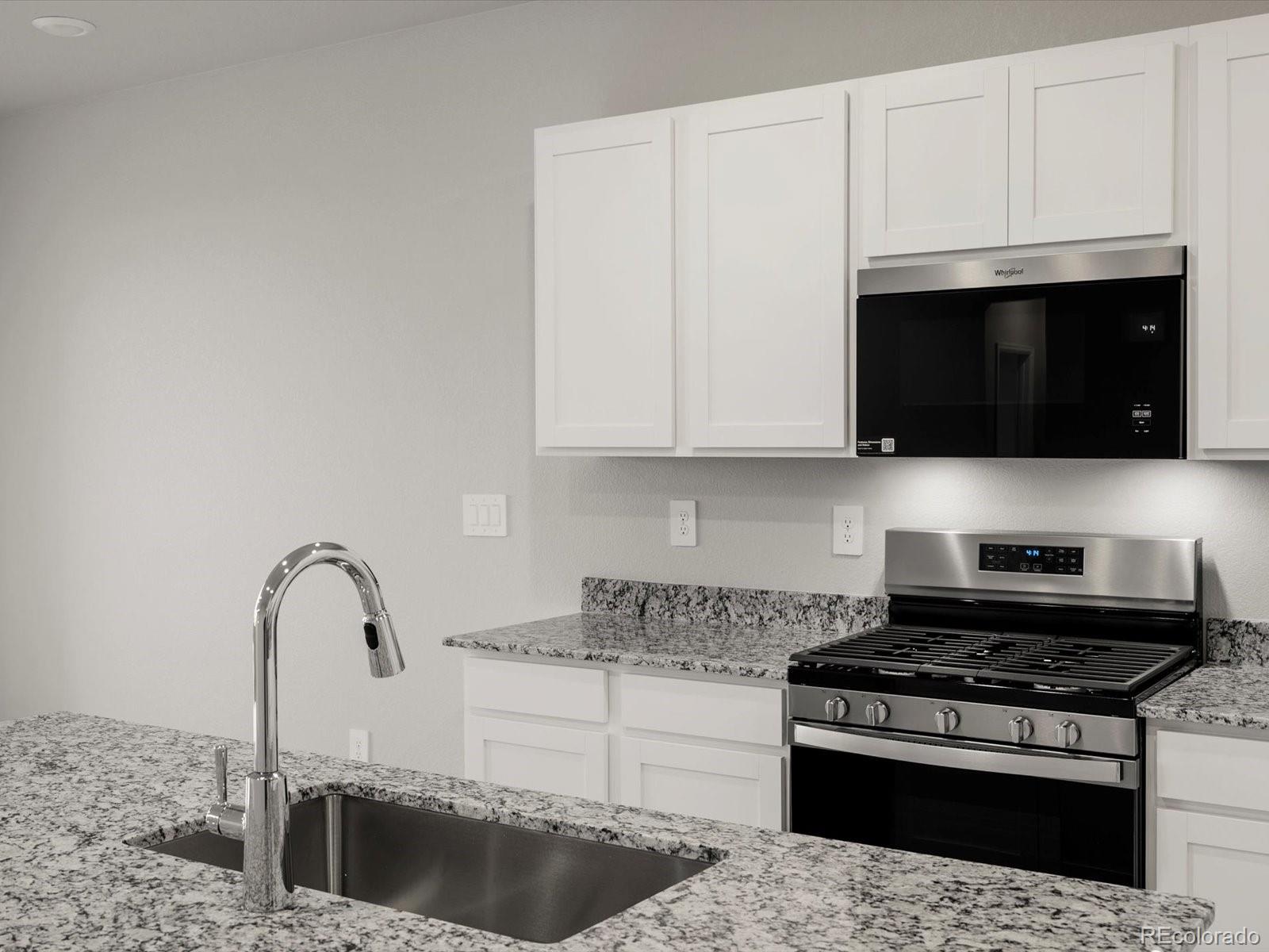 MLS Image #4 for 17598 e 90th place,commerce city, Colorado