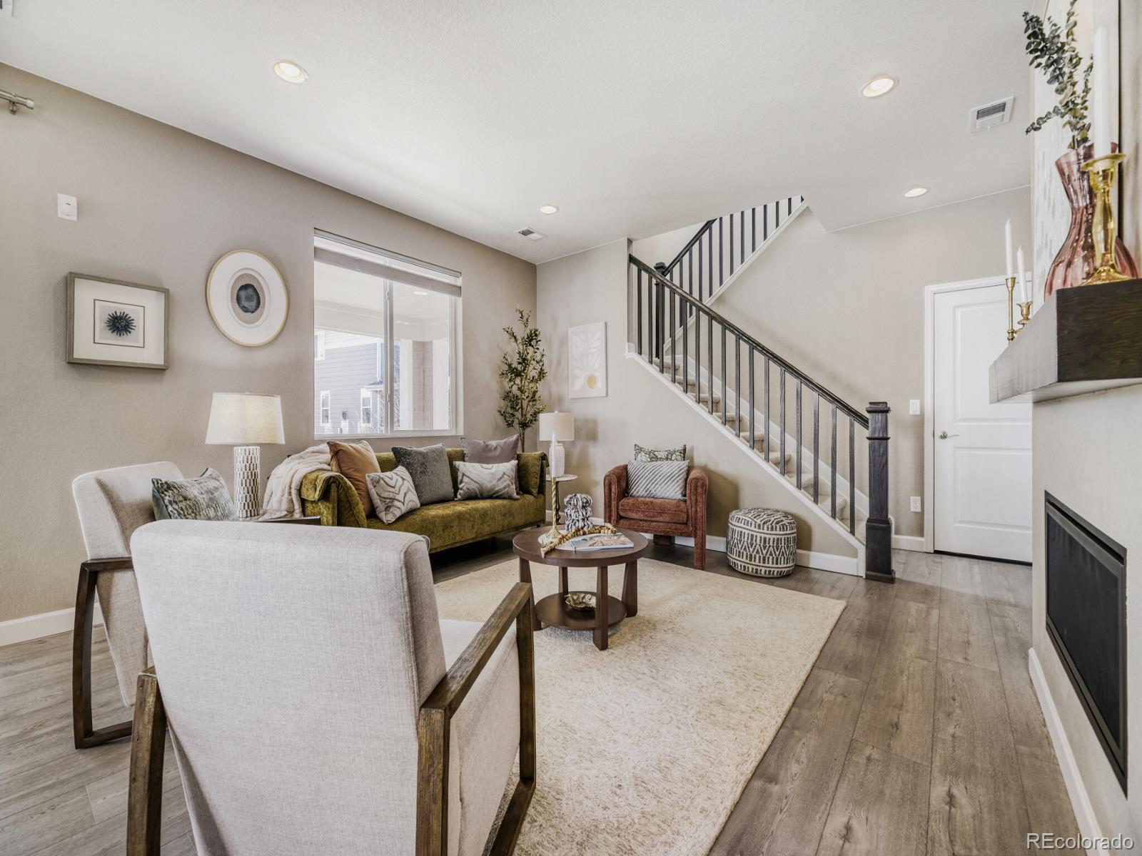 MLS Image #5 for 9134  rio lado street,littleton, Colorado