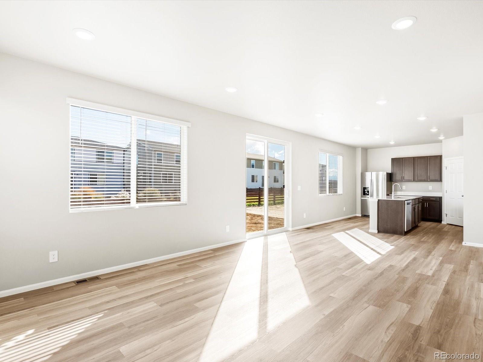 MLS Image #4 for 4674  sugarcane street,johnstown, Colorado