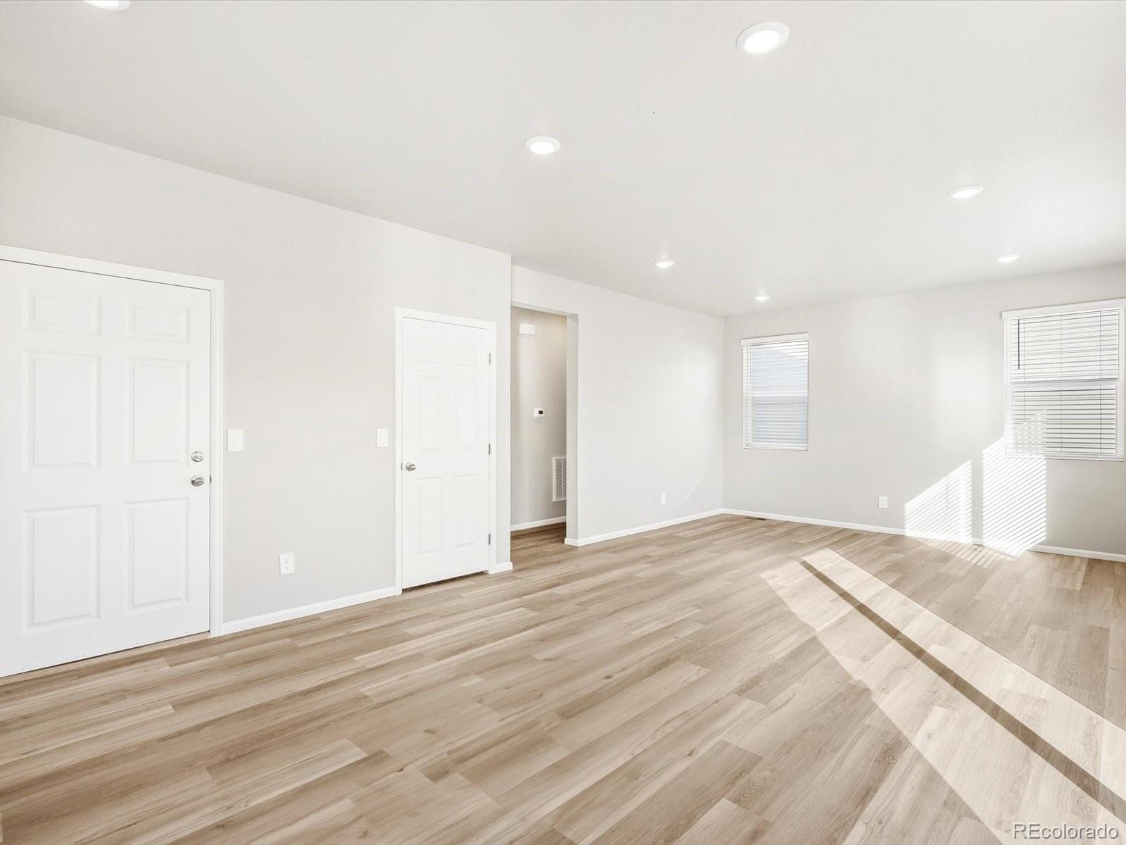 MLS Image #5 for 4674  sugarcane street,johnstown, Colorado