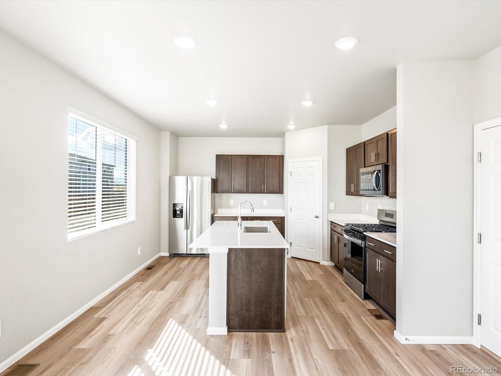MLS Image #6 for 4674  sugarcane street,johnstown, Colorado