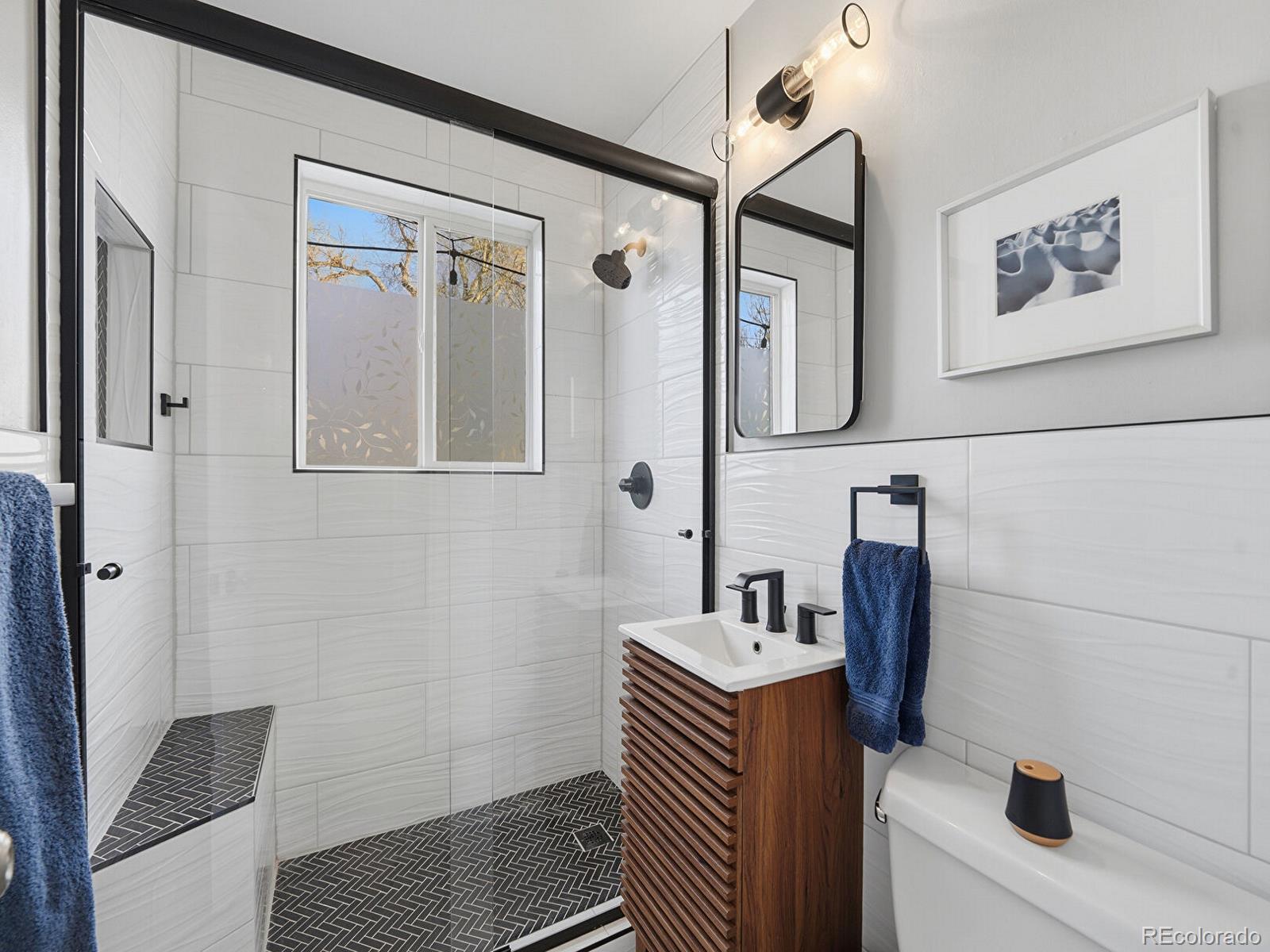 MLS Image #6 for 812  poplar street,denver, Colorado