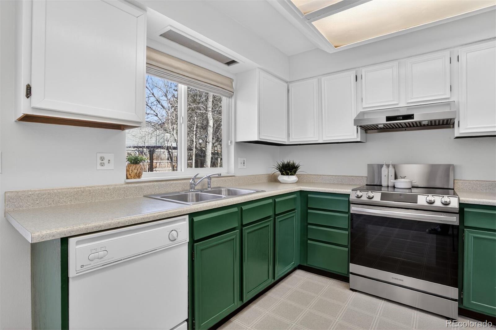 MLS Image #6 for 906  harrison drive,lafayette, Colorado