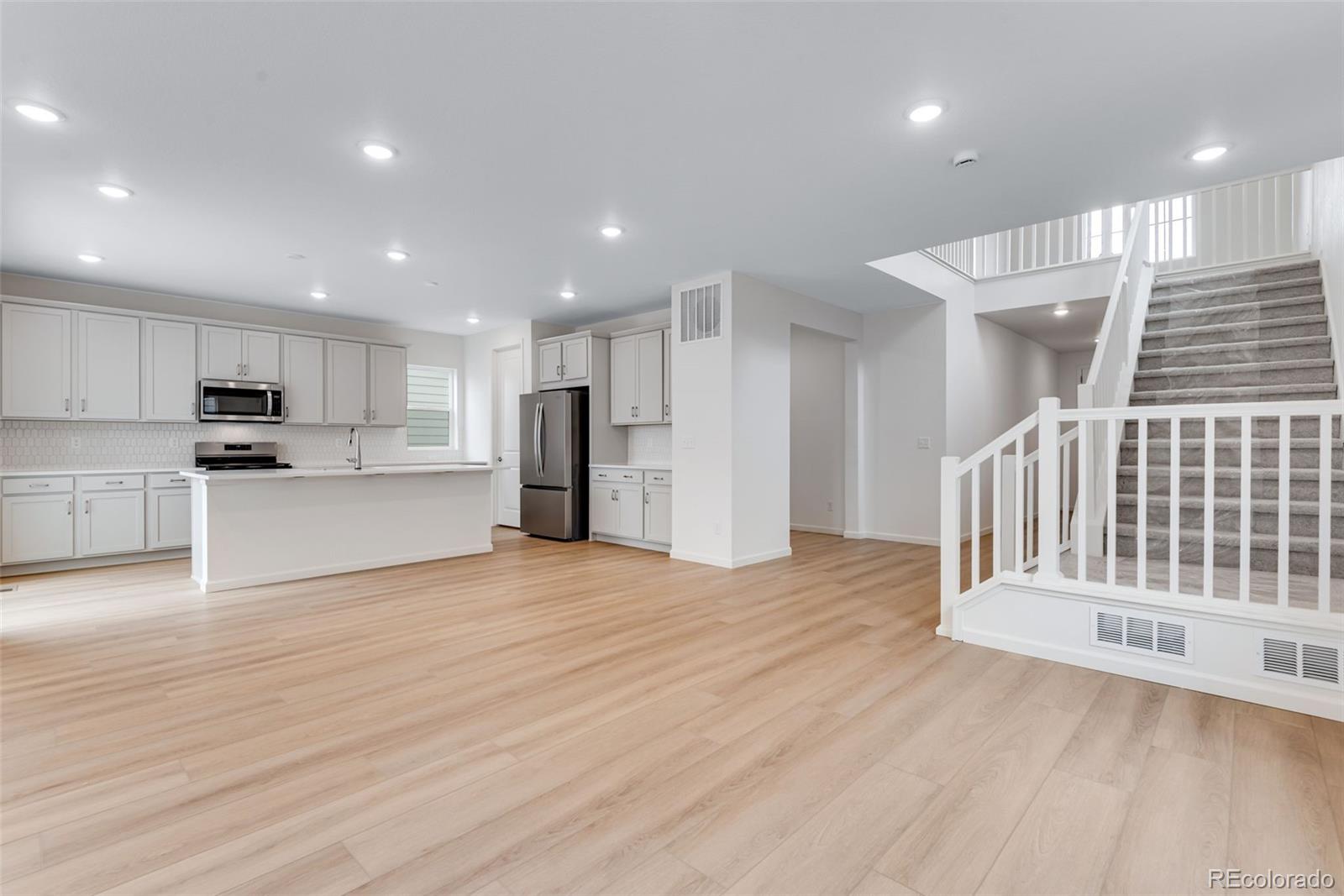 MLS Image #14 for 13551 e 99th place,commerce city, Colorado