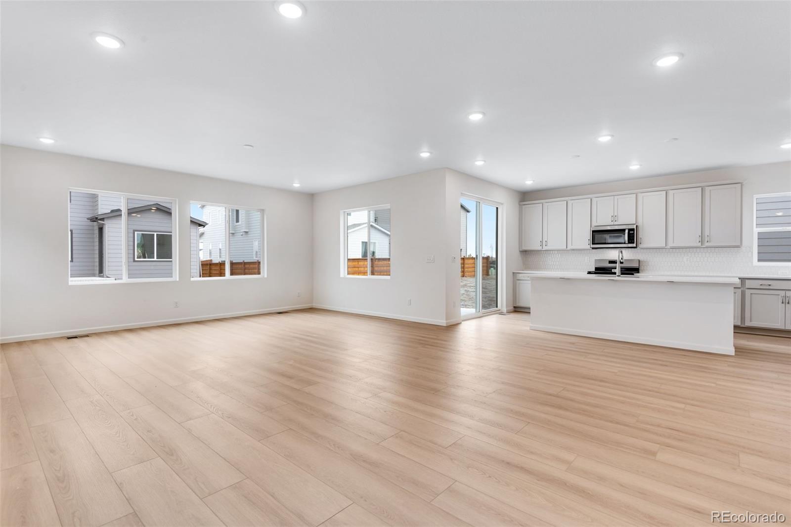 MLS Image #15 for 13551 e 99th place,commerce city, Colorado