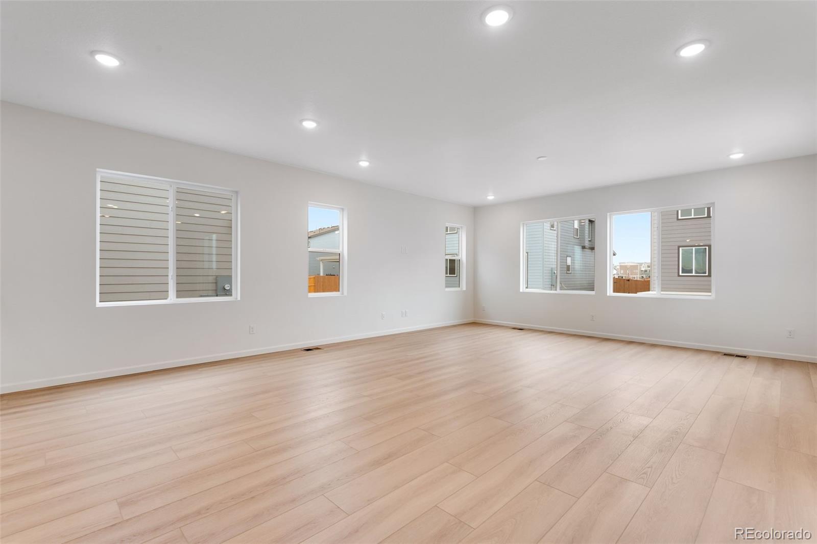 MLS Image #18 for 13551 e 99th place,commerce city, Colorado