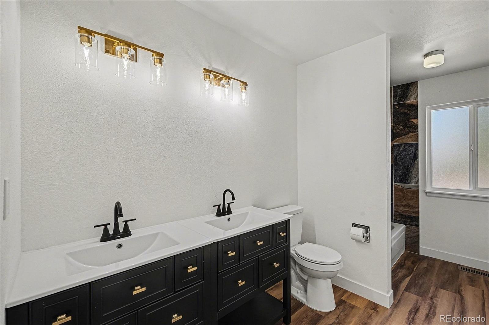 MLS Image #13 for 1800 s mobile street,aurora, Colorado