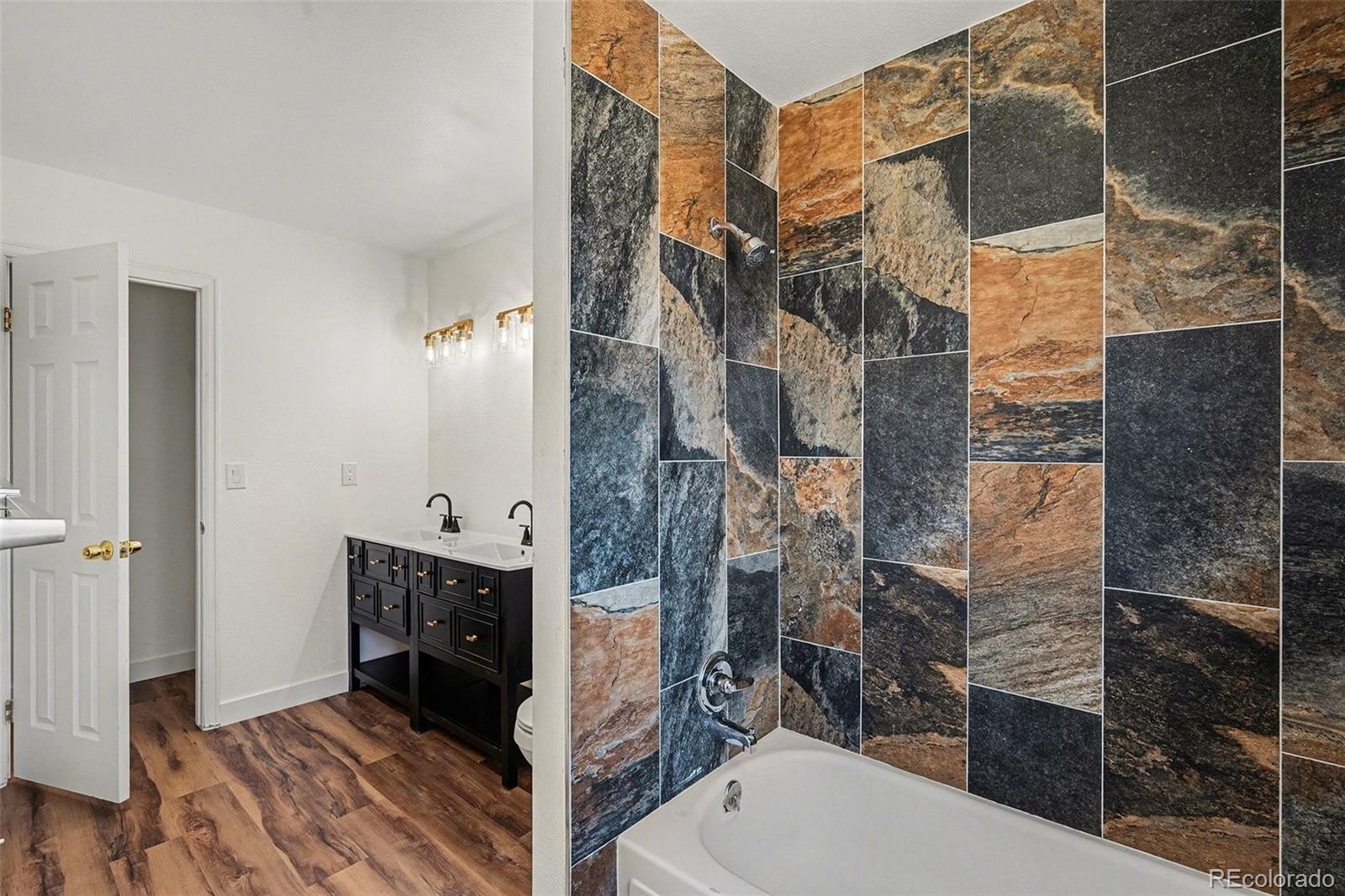 MLS Image #14 for 1800 s mobile street,aurora, Colorado