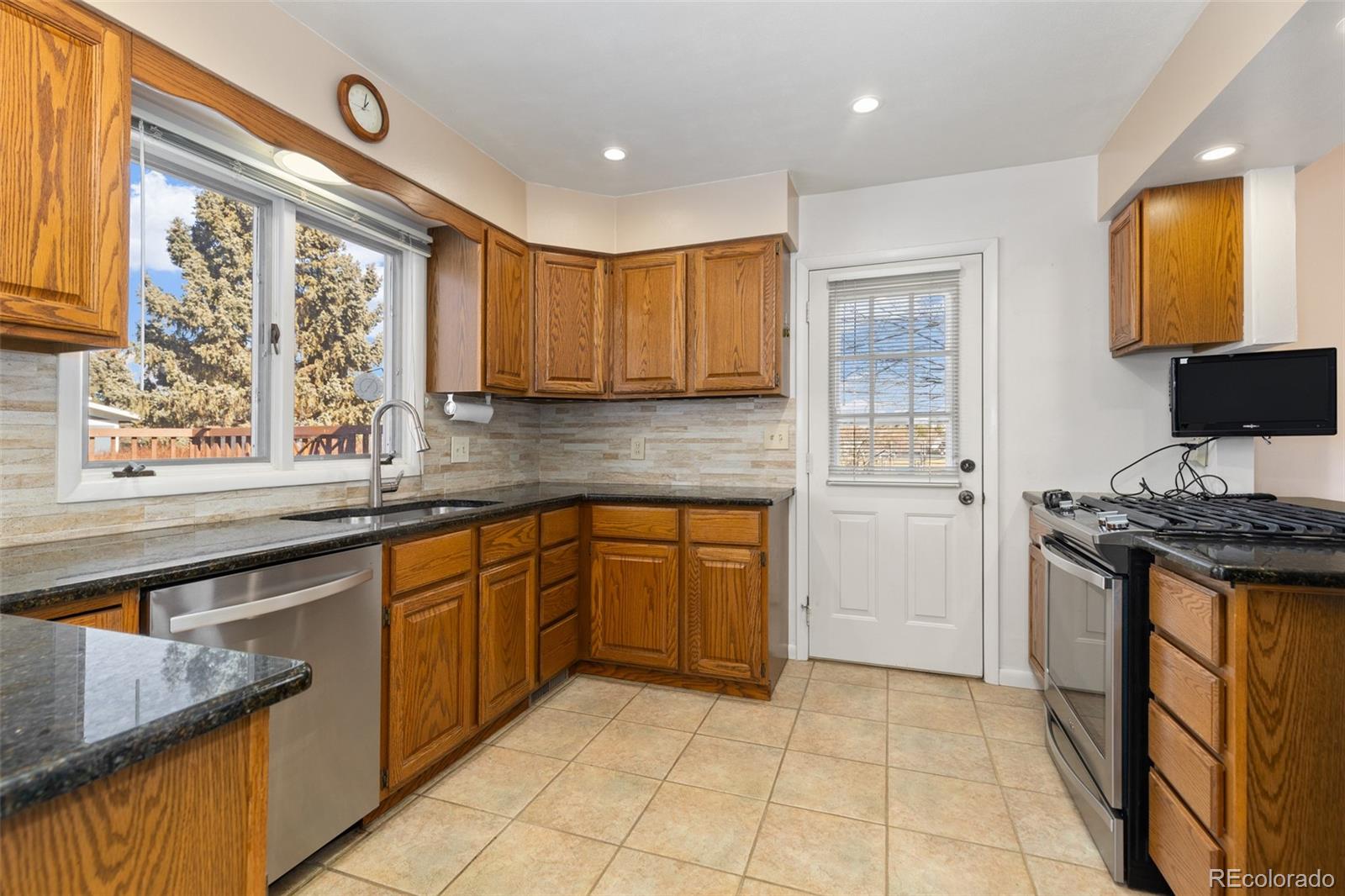 MLS Image #11 for 2318  sunset lane,greeley, Colorado