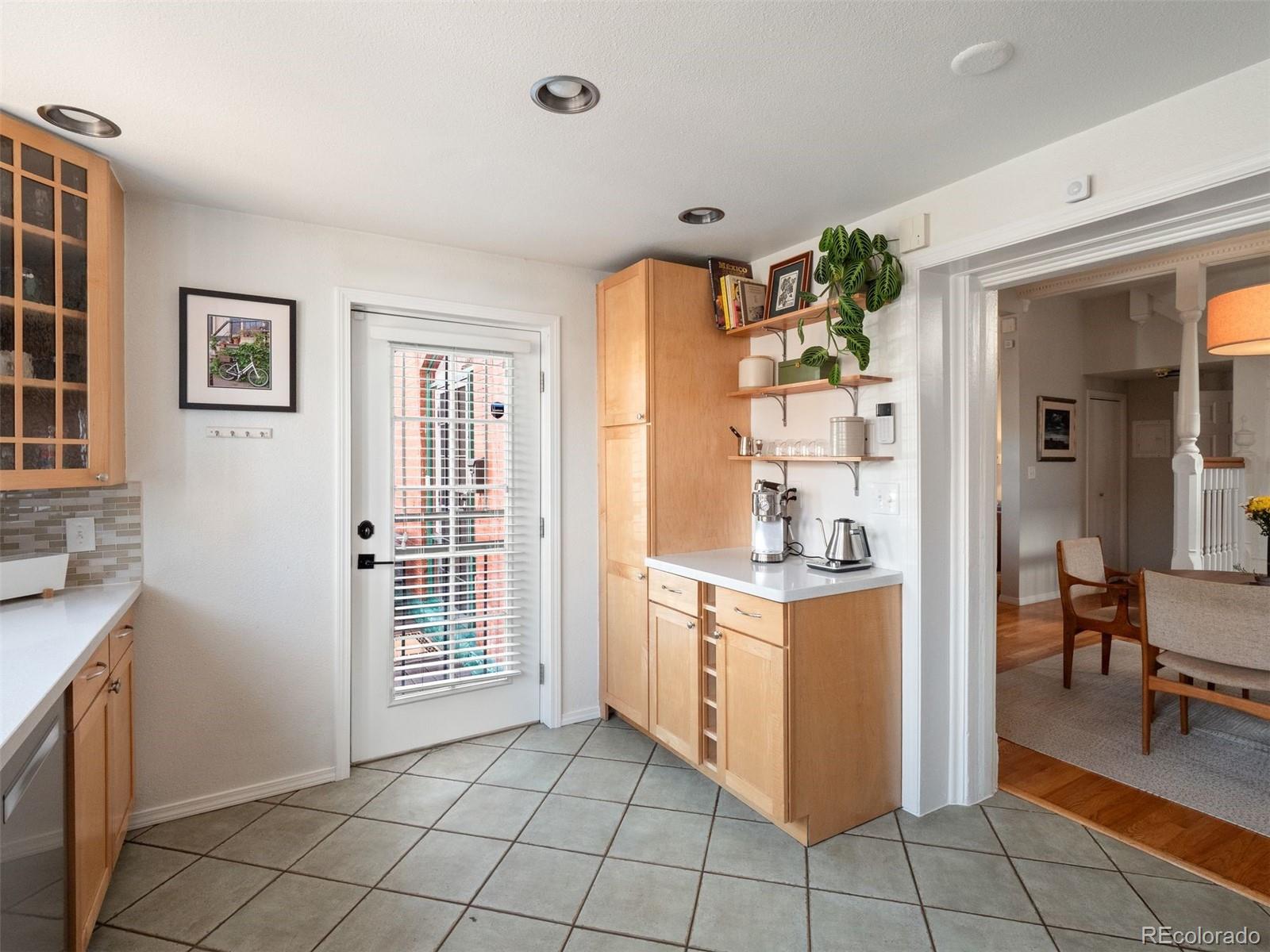 MLS Image #17 for 1321  columbine street 1,denver, Colorado