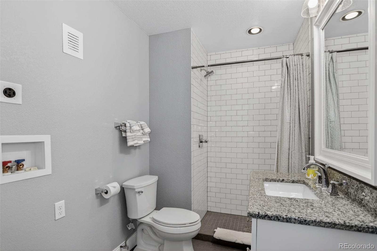 MLS Image #27 for 14 s monroe street ,denver, Colorado