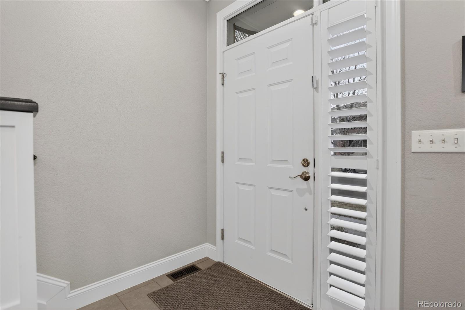 MLS Image #4 for 14 s monroe street ,denver, Colorado