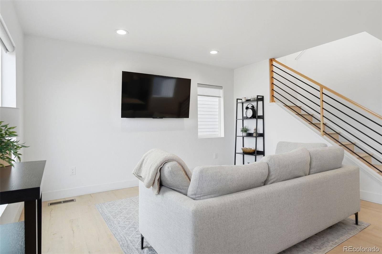 MLS Image #16 for 1002  xenon street,golden, Colorado