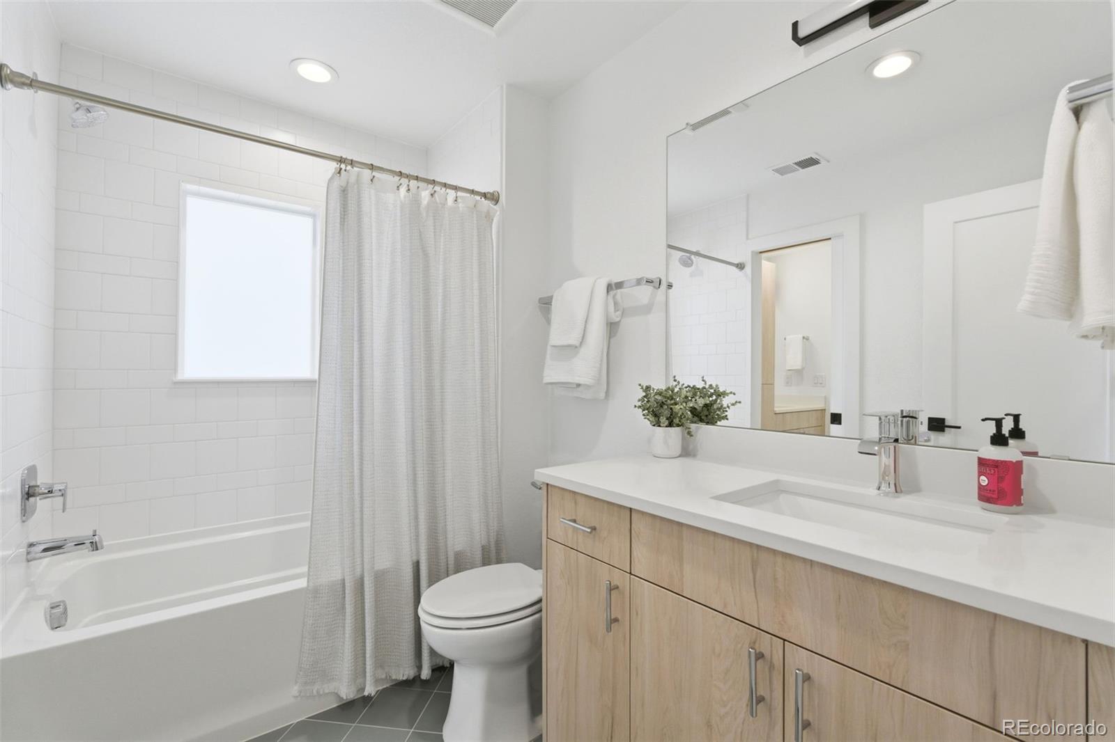 MLS Image #28 for 1002  xenon street,golden, Colorado