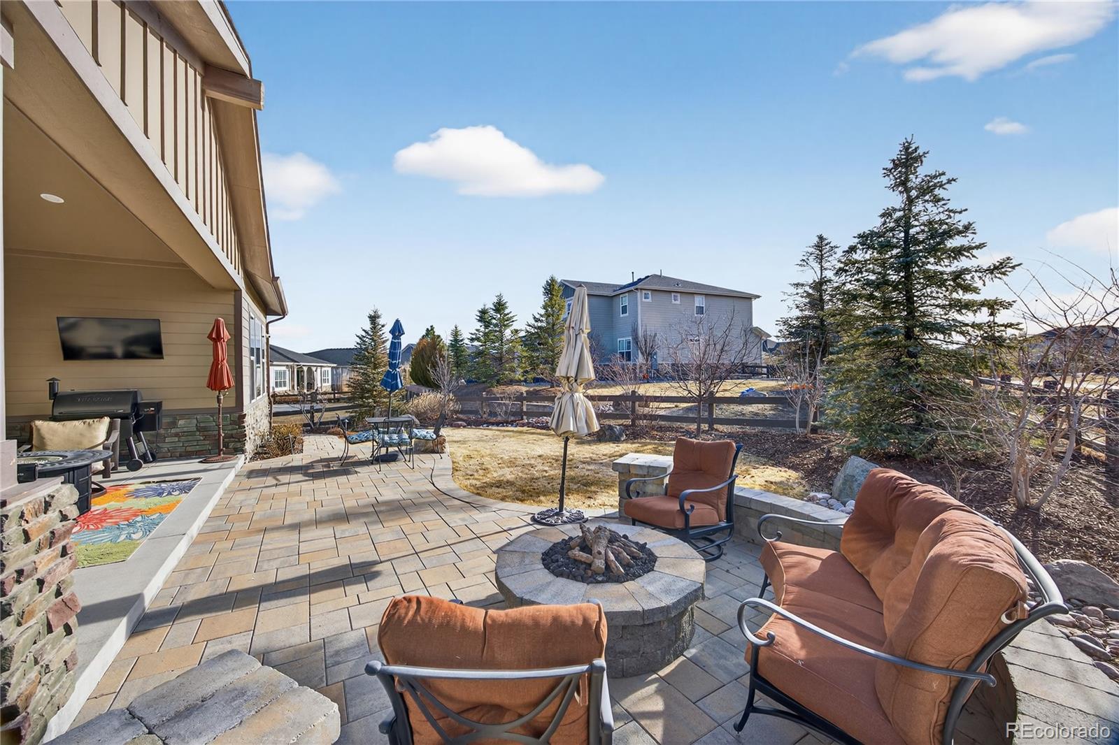 MLS Image #2 for 27560 e lakeview drive,aurora, Colorado