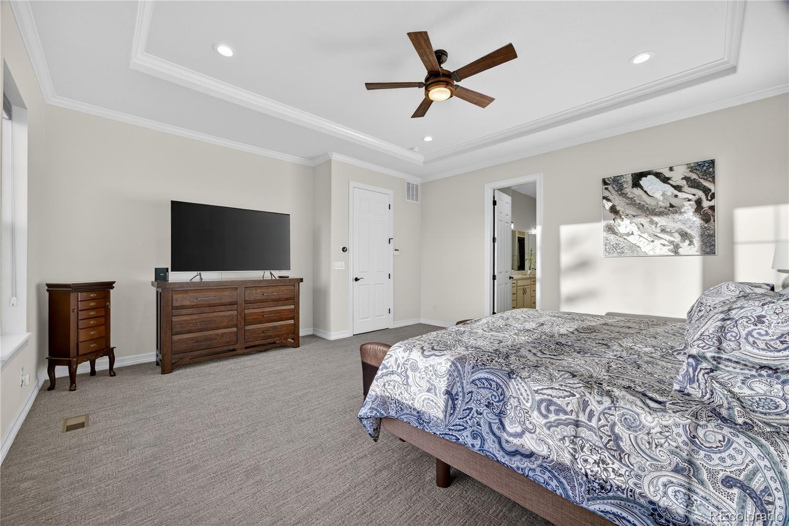 MLS Image #32 for 27560 e lakeview drive,aurora, Colorado