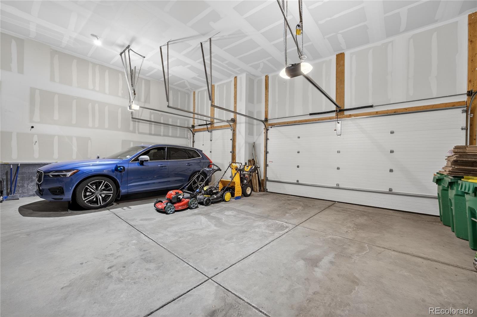 MLS Image #37 for 27560 e lakeview drive,aurora, Colorado