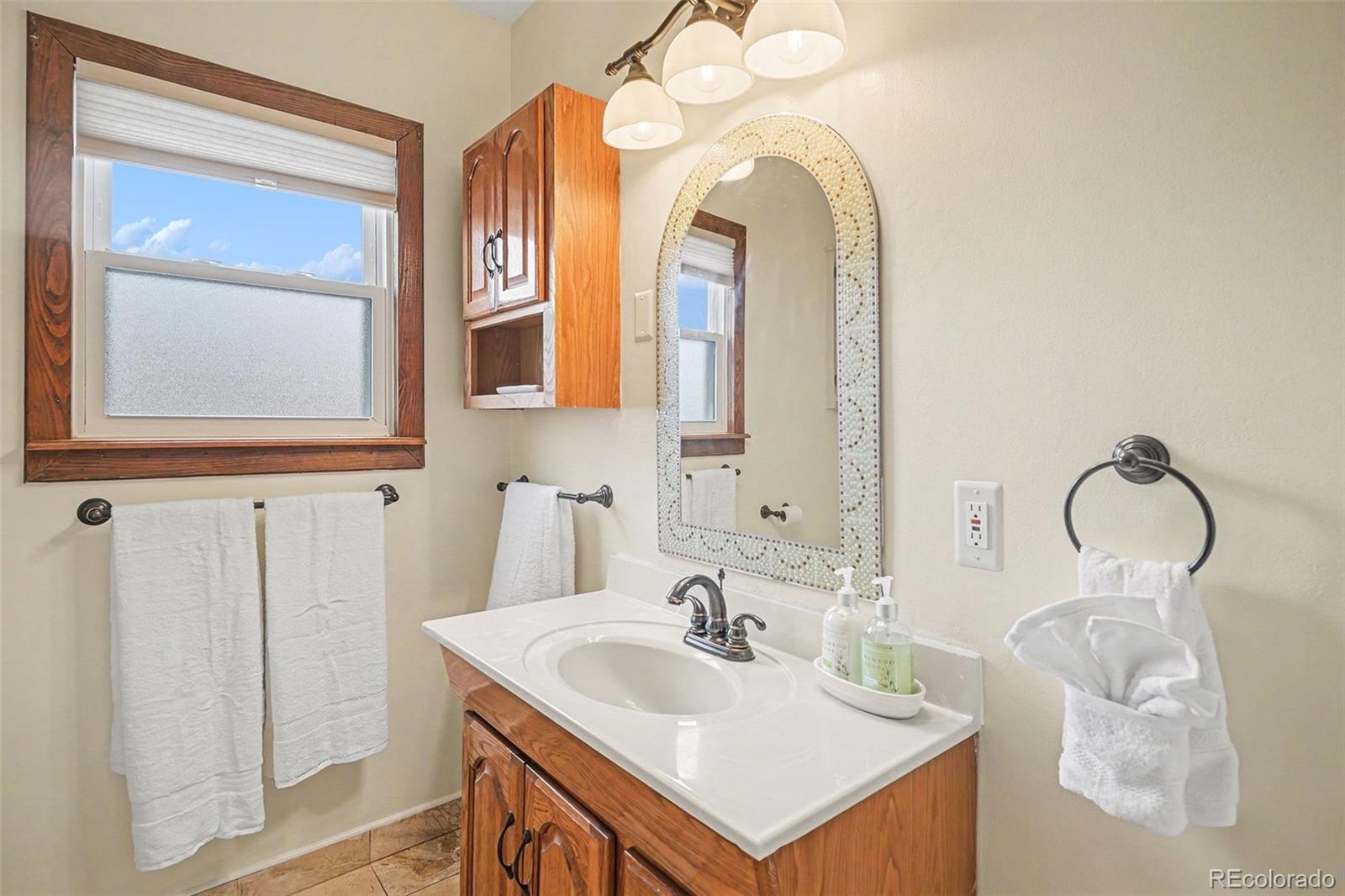 MLS Image #10 for 811  farragut avenue,colorado springs, Colorado
