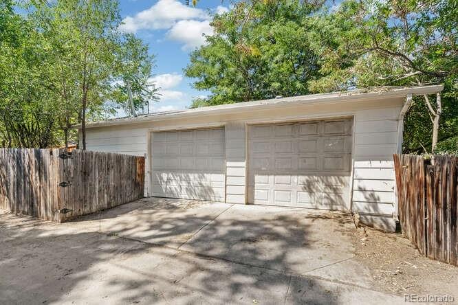 MLS Image #17 for 1026 s newton street,denver, Colorado