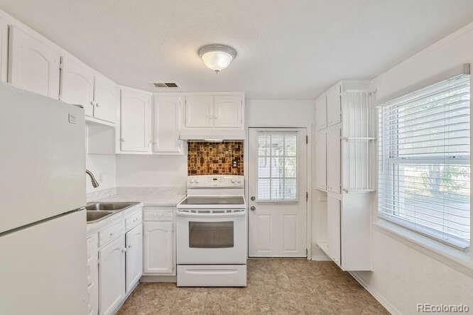 MLS Image #8 for 1026 s newton street,denver, Colorado