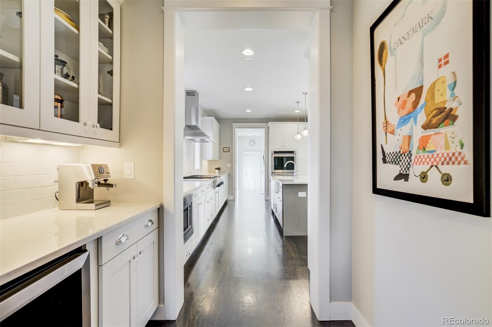 MLS Image #11 for 2244  holly street,denver, Colorado