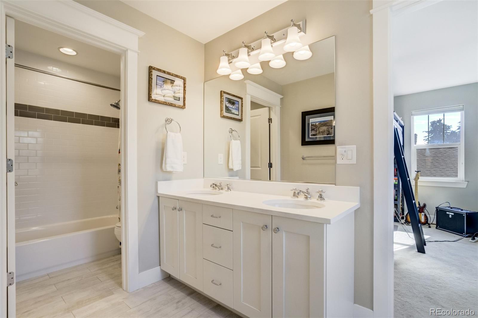 MLS Image #31 for 2244  holly street,denver, Colorado