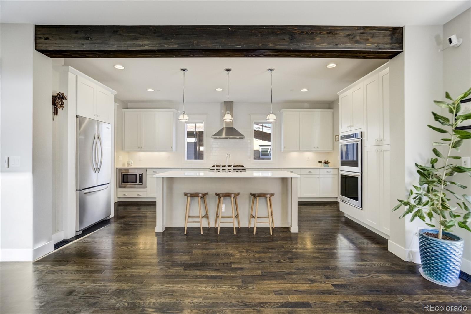 MLS Image #5 for 2244  holly street,denver, Colorado