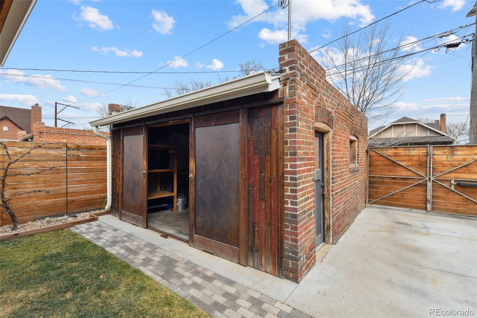 MLS Image #29 for 3528 n york street,denver, Colorado