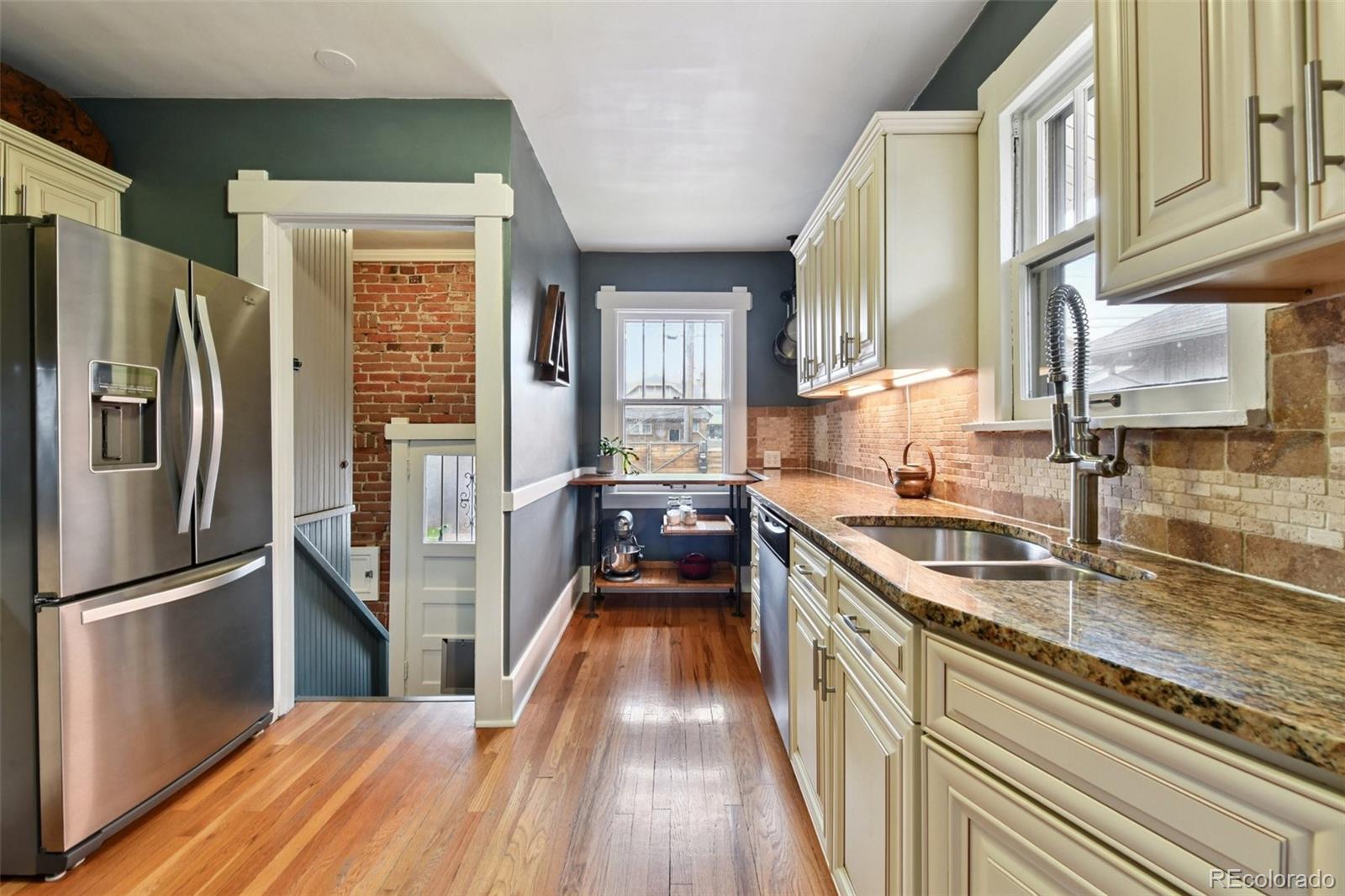 MLS Image #8 for 3528 n york street,denver, Colorado