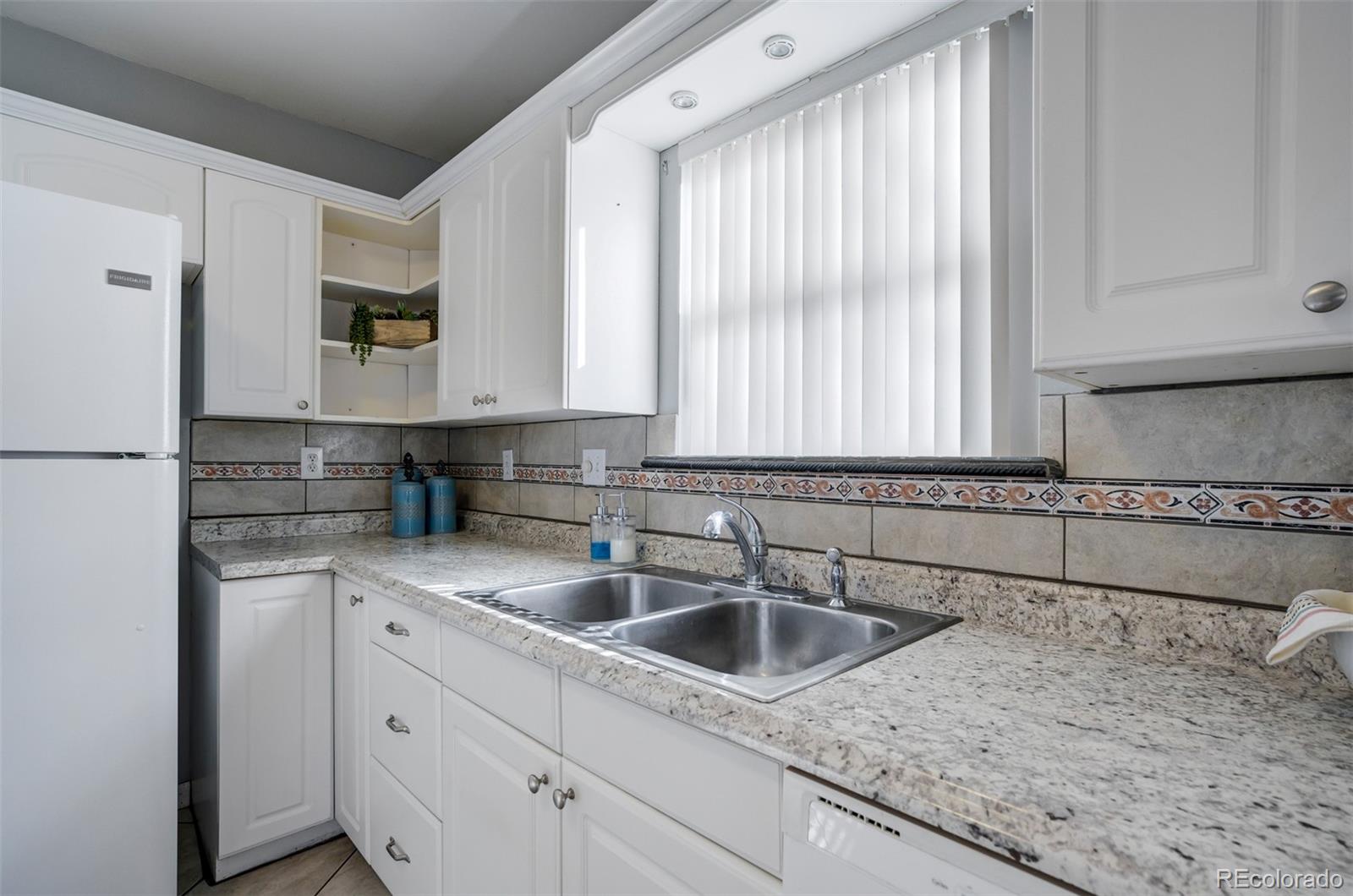 MLS Image #5 for 1290  5th street,limon, Colorado