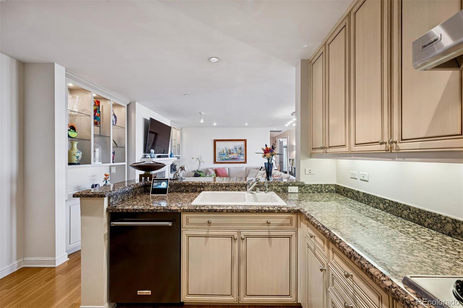 MLS Image #11 for 2400 e cherry creek south drive 312,denver, Colorado