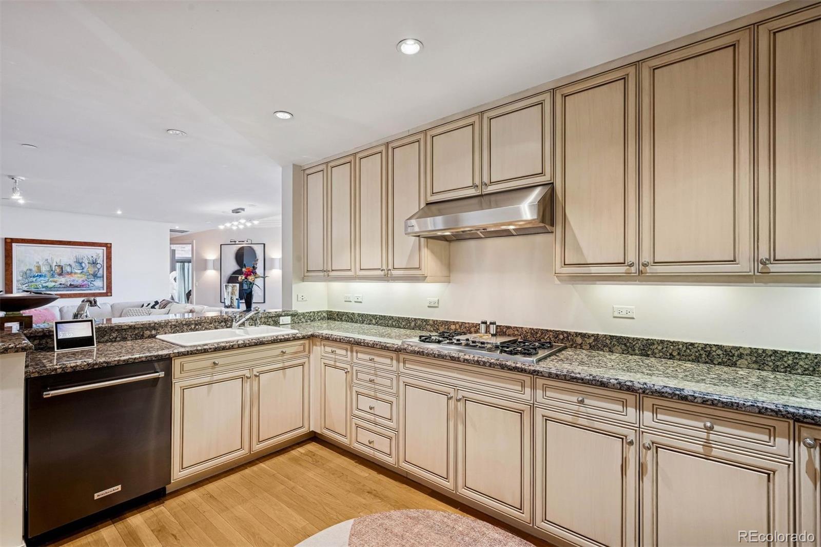 MLS Image #12 for 2400 e cherry creek south drive 312,denver, Colorado
