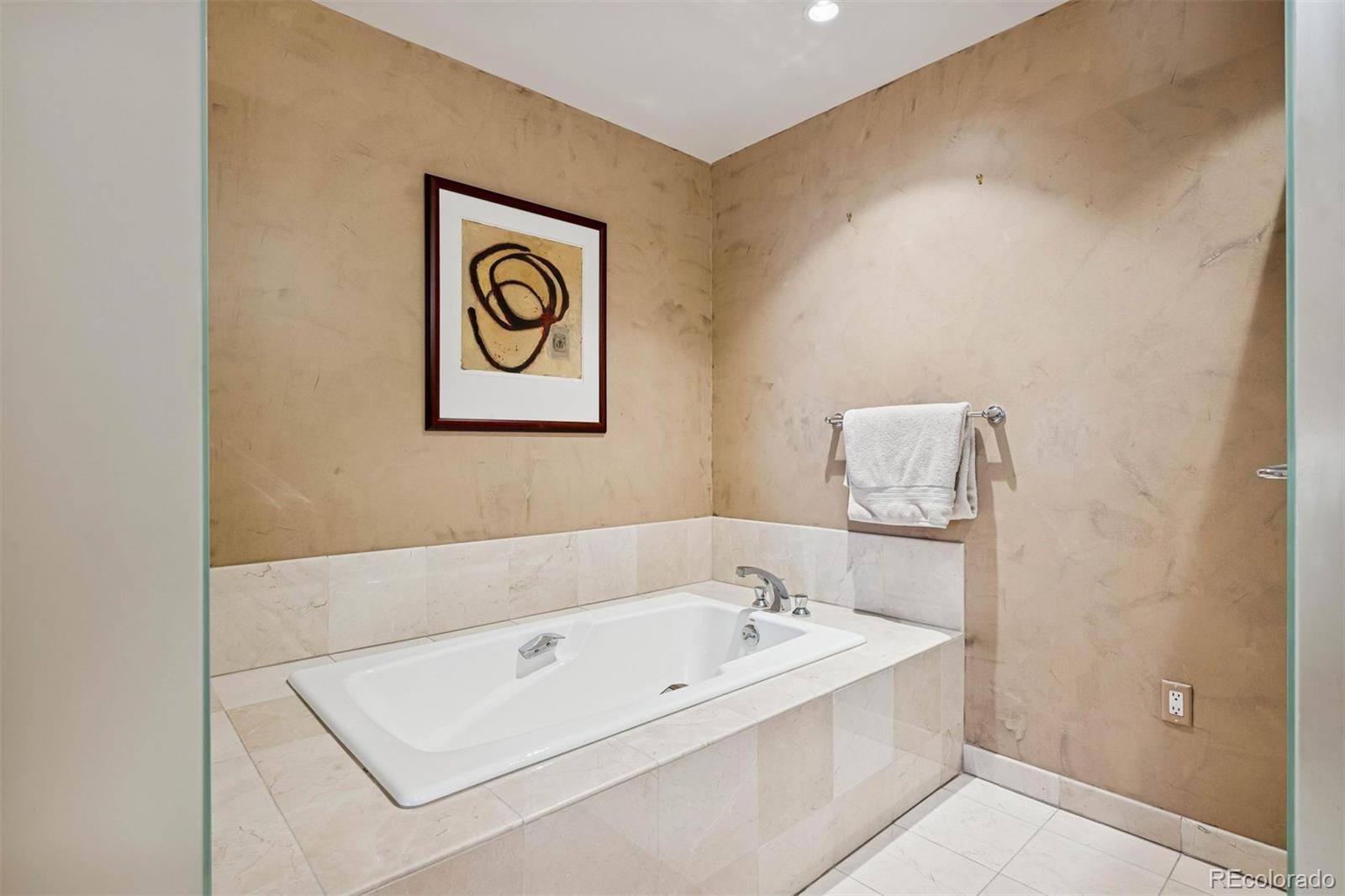 MLS Image #30 for 2400 e cherry creek south drive 312,denver, Colorado