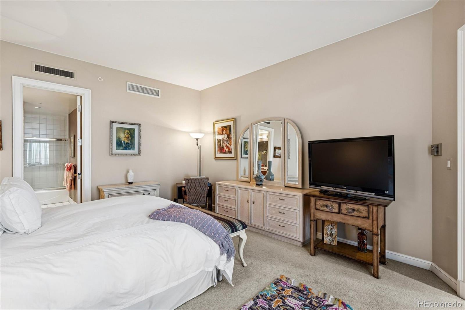 MLS Image #31 for 2400 e cherry creek south drive 312,denver, Colorado