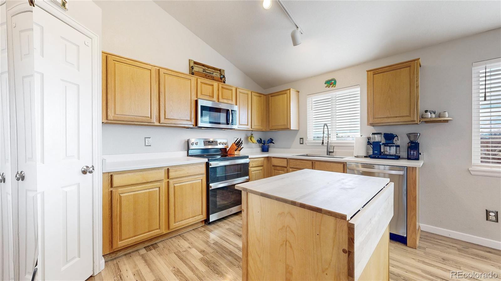 MLS Image #11 for 5361 s ukraine way,aurora, Colorado