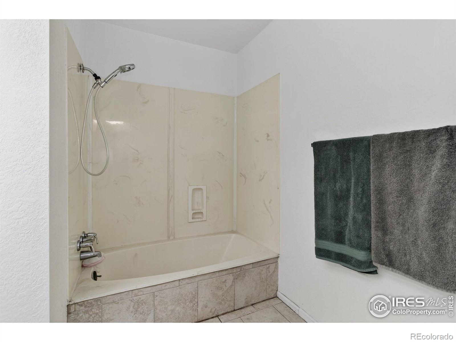 MLS Image #24 for 2111  ranch drive,westminster, Colorado