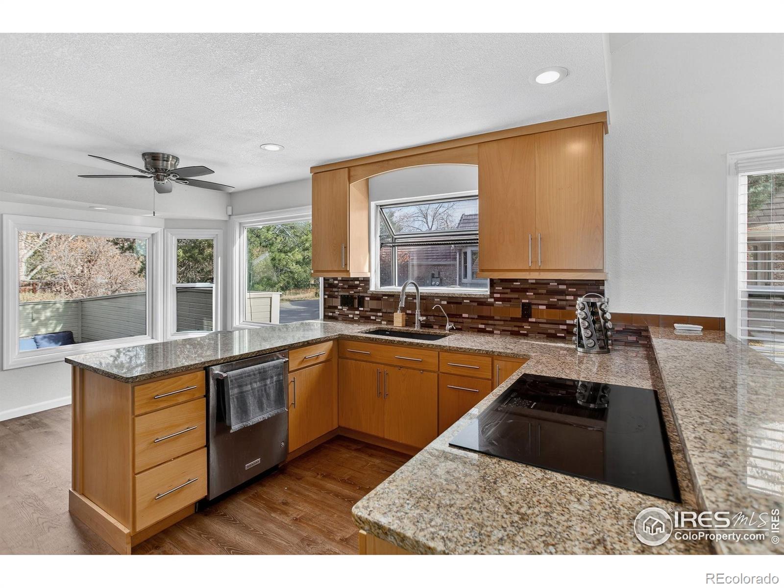 MLS Image #9 for 2111  ranch drive,westminster, Colorado