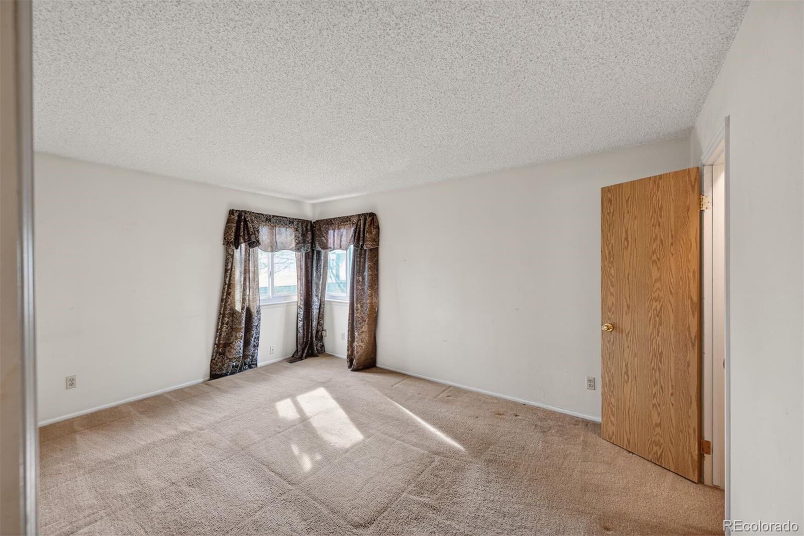MLS Image #11 for 18820 e carmel circle,aurora, Colorado